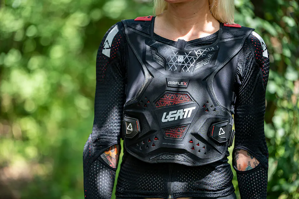 Jofa Mujer Espalda Pecho Leatt ReaFlex 2