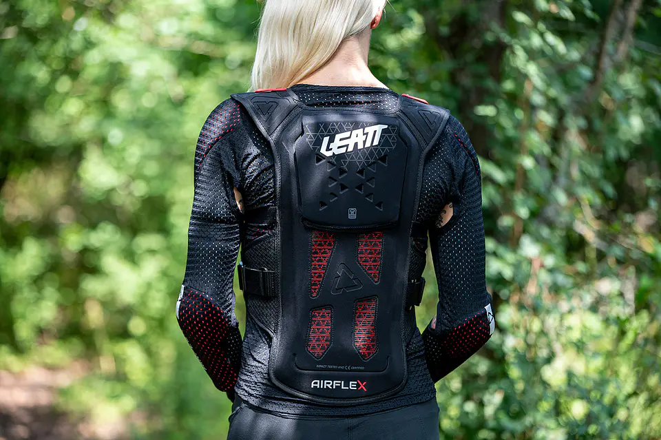Jofa Mujer Espalda Pecho Leatt ReaFlex 7