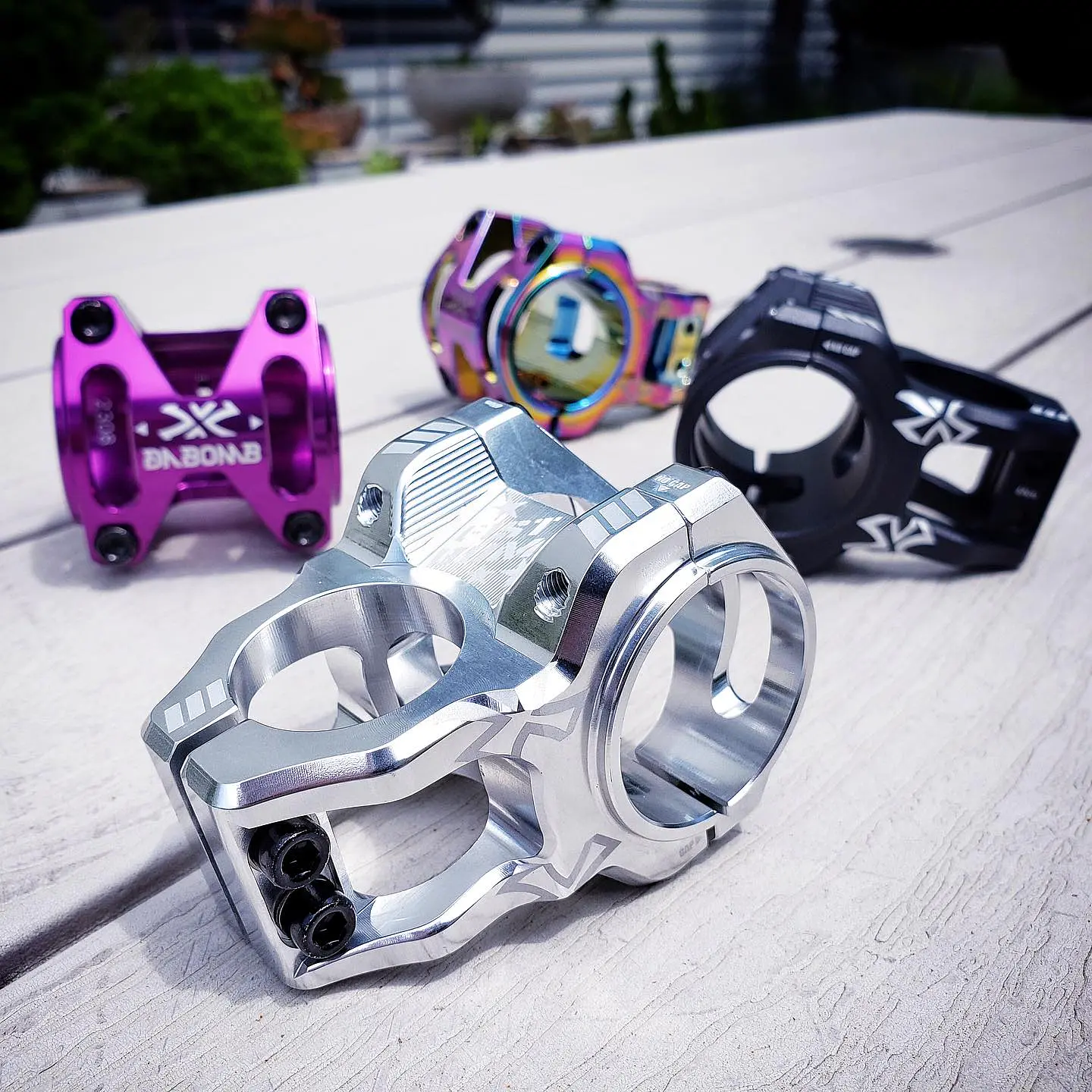 Tee Fist Bump Da Bomb 35 x 35 mm 4