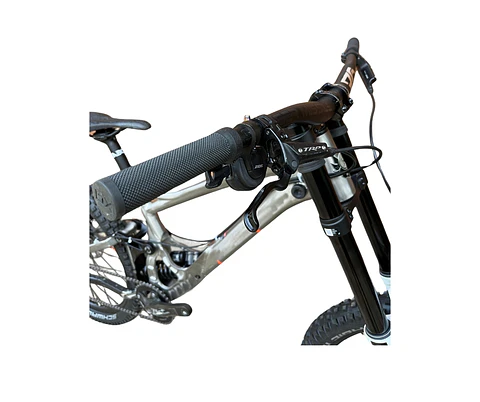 Bicicleta de Descenso Banshee Legend