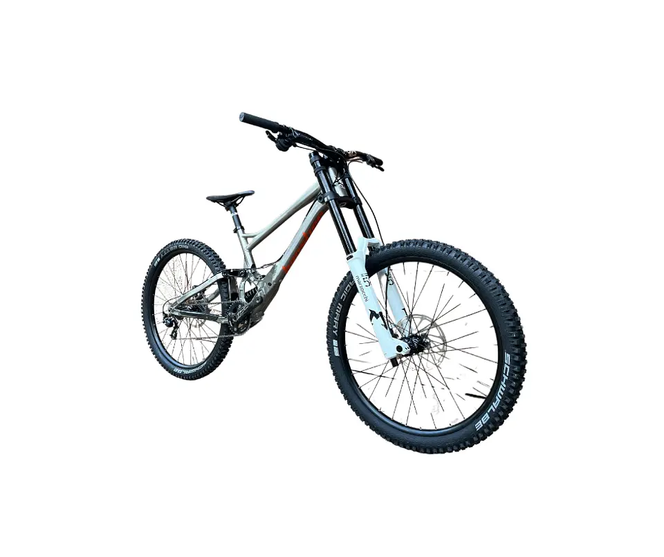 Bicicleta de Descenso Banshee Legend 3