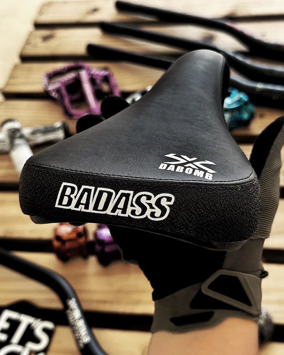 Asiento Da Bomb Dirt BADASS Negro 2
