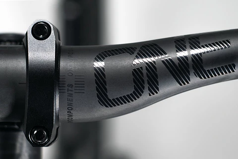 Manubrio One Up Carbon
