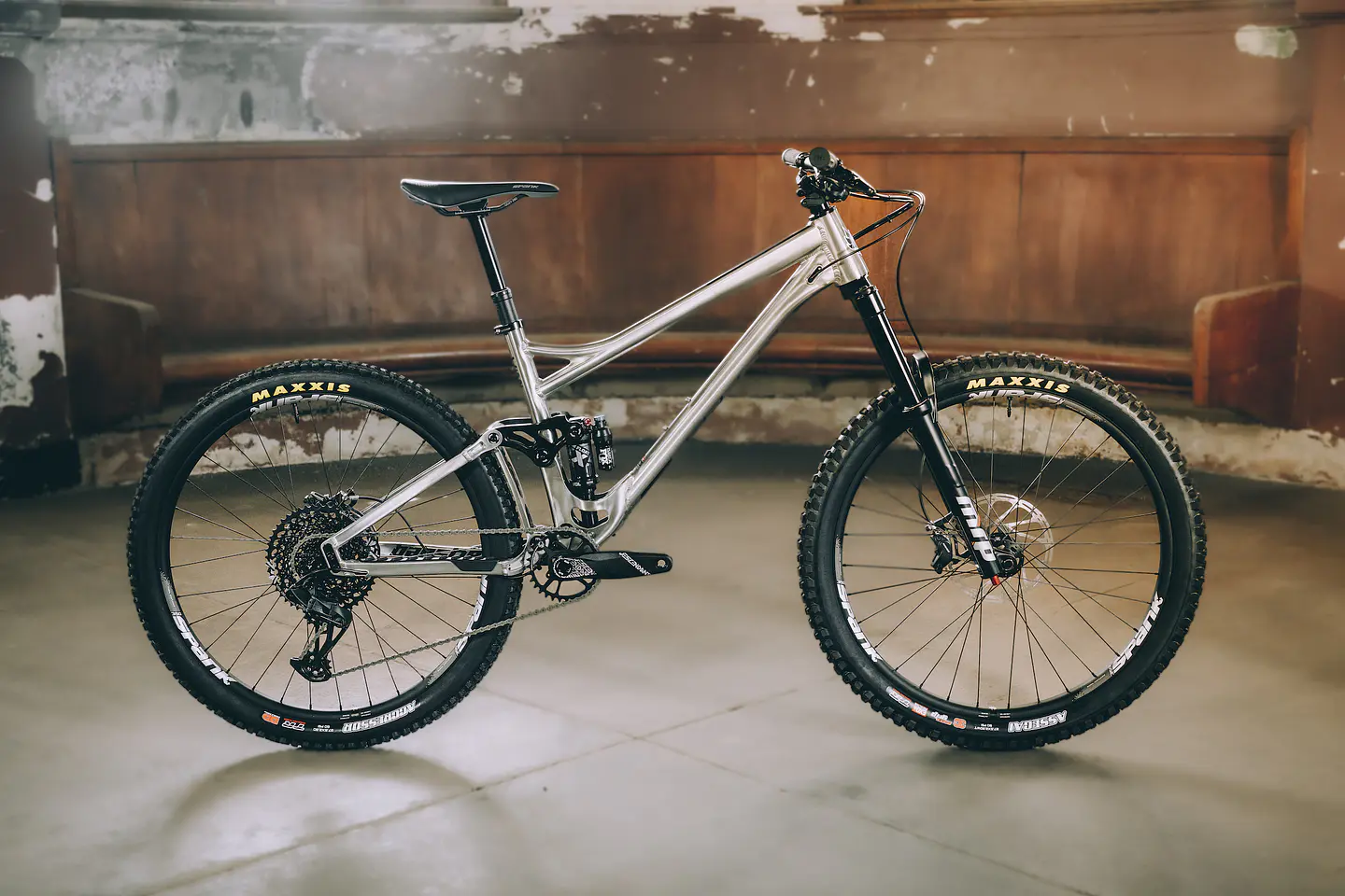 Cuadro Banshee Spitfire V3.2 Enduro y Trail 6