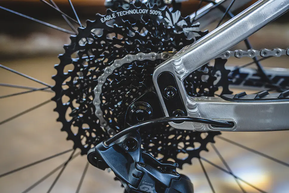 Cuadro Banshee Spitfire V3.2 Enduro y Trail 8