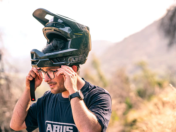 Test Casco Abus HiDrop para DH