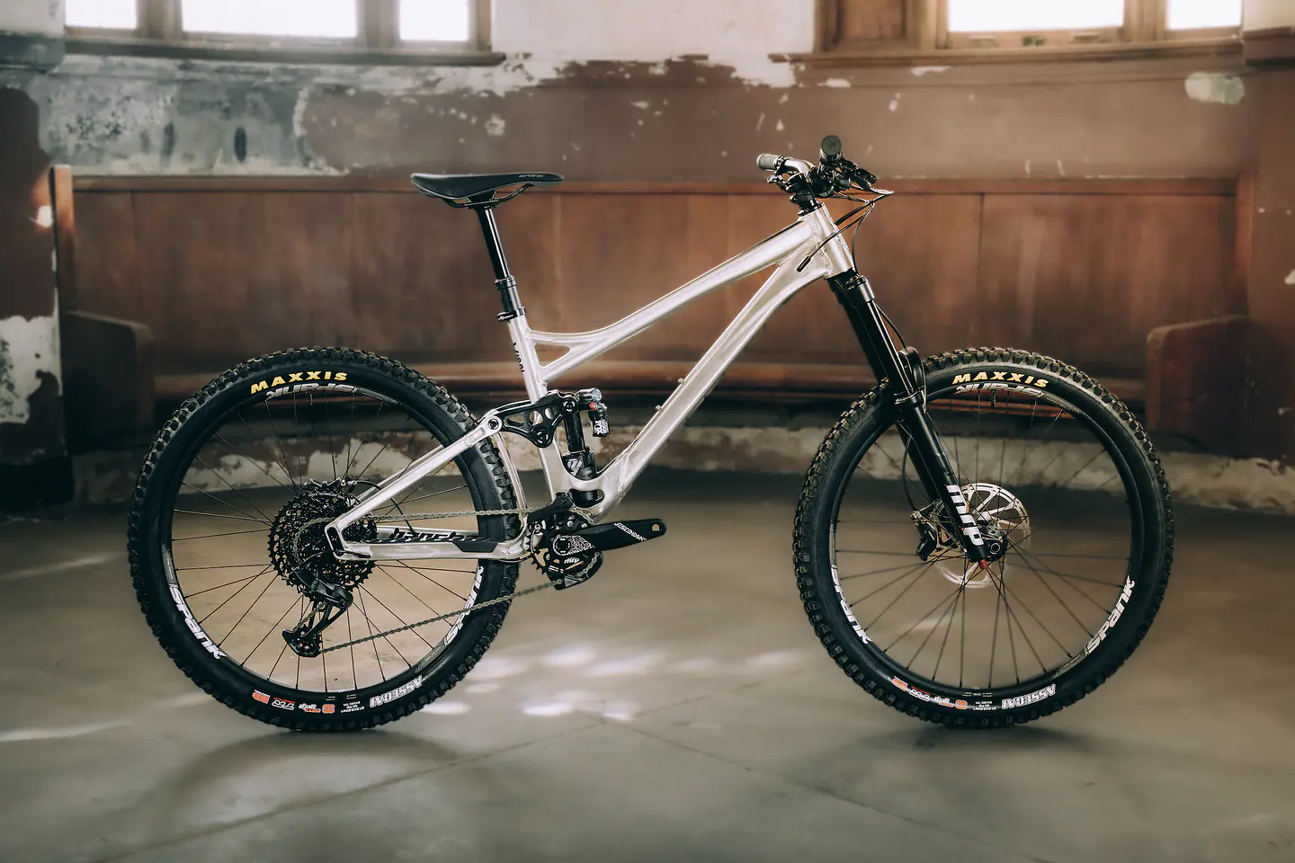 Cuadro de Enduro Banshee Rune V3.2 12