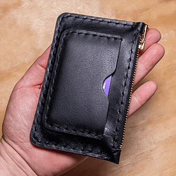 Billetera plana con zipper negra