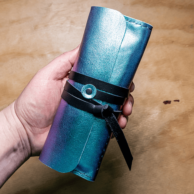 Estuche Águila menta-violeta tornasol