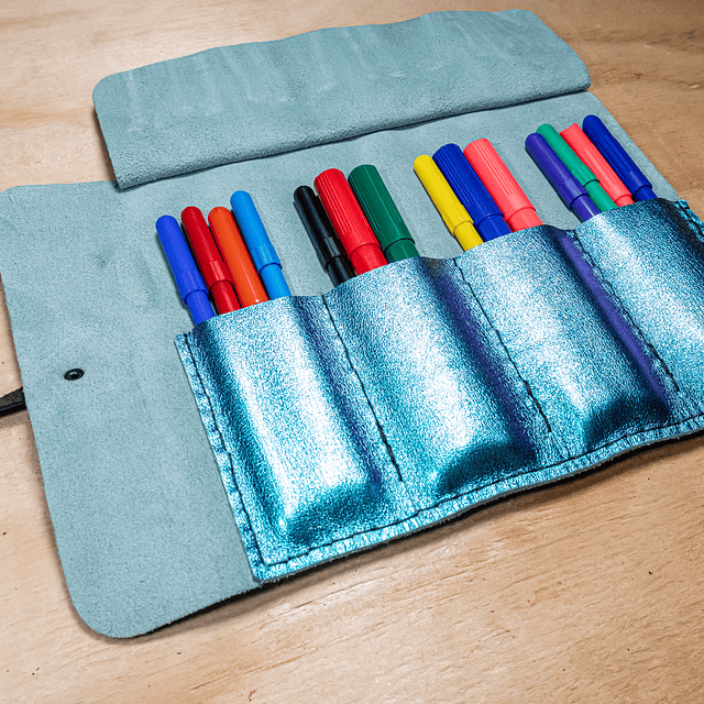 Estuche Águila menta-violeta tornasol