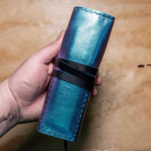 Estuche Águila menta-violeta tornasol