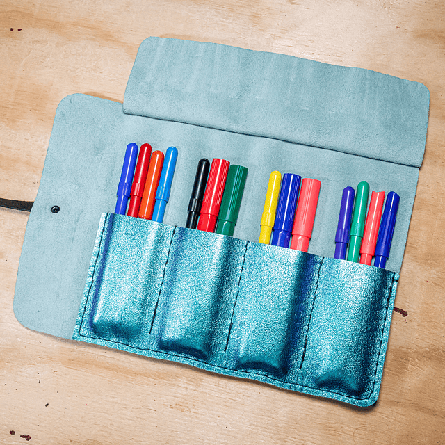 Estuche Águila menta-violeta tornasol