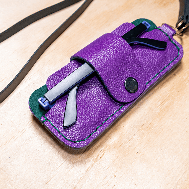 Estuche Pitío para lentes morado verde y negro