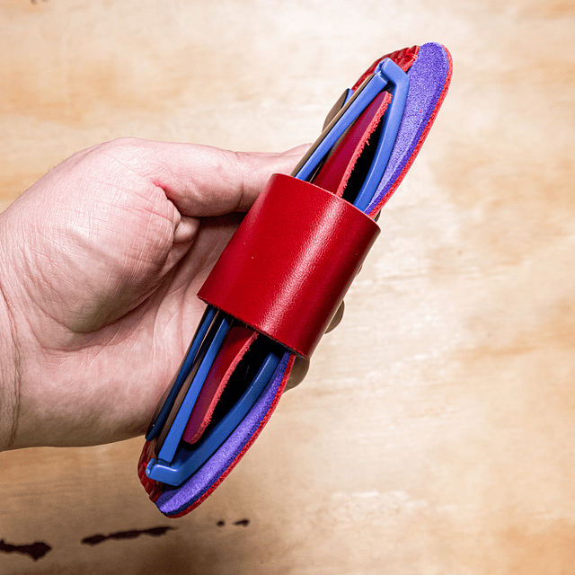 Estuche Pitío para lentes rojo y violeta