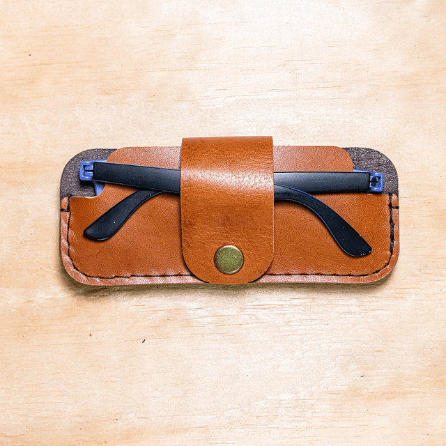 Estuche Pitío para lentes caramelo y café