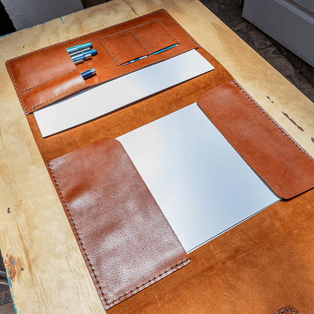 Portafolios Turcaza tamaño oficio caramelo