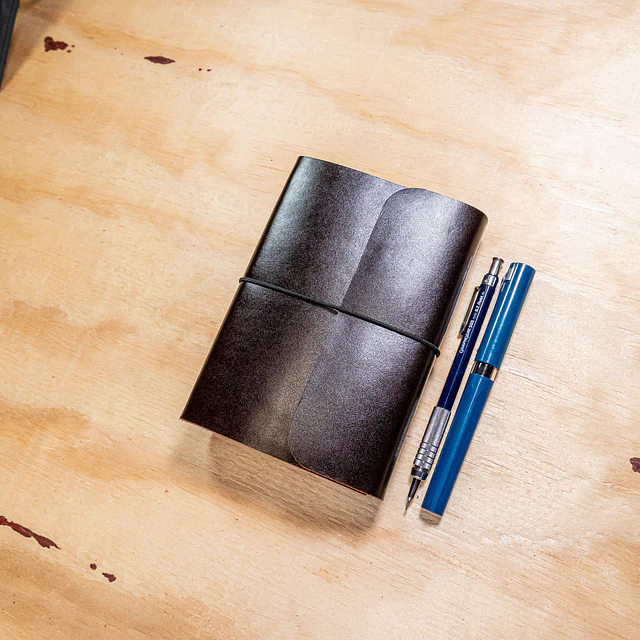 Libreta Laurel 120 hojas reemplazables A6 café agreste