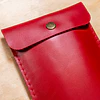 Estuche rojo para lápices