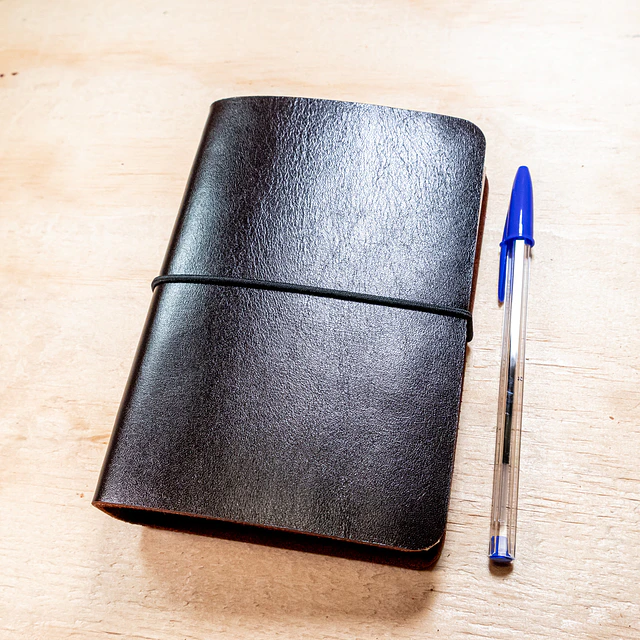 Libreta Maullín (A6) 120 hojas reempl café agreste