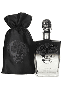 Satryna Blanco - Ultra Premium Tequila - vol. 38% vol - 70cl Gift Pack