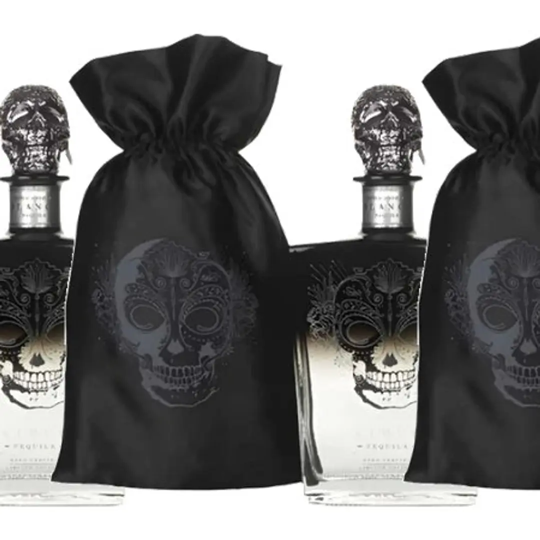 Satryna Blanco - Ultra Premium Tequila - vol. 38% vol - 70cl Gift Pack 3