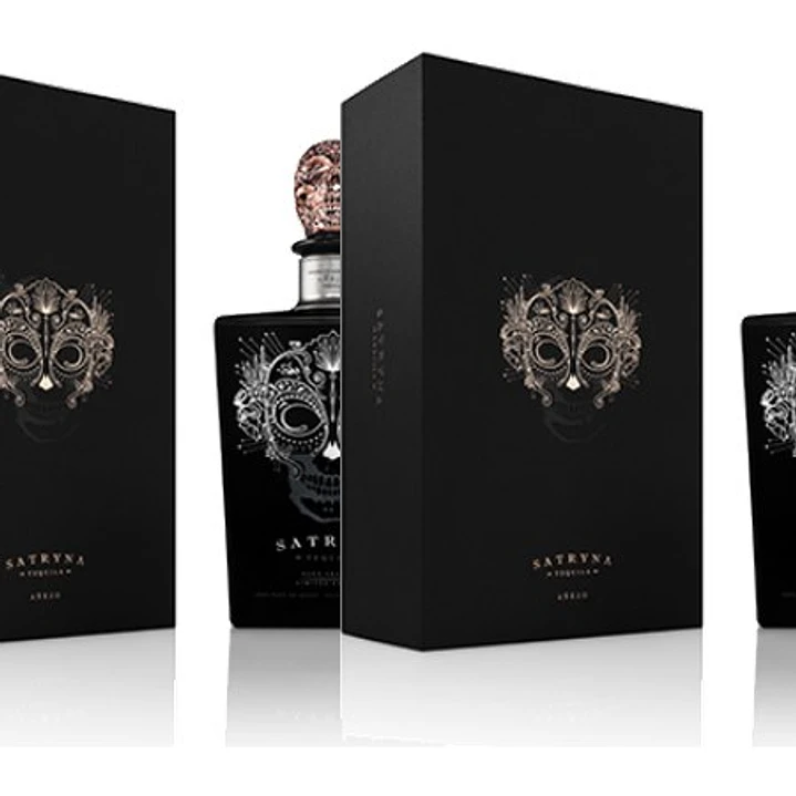 SATRYNA AÑEJO Double Barrel - Ultra-Premium Tequila vol. 38% - 70cl Gift Pack 4