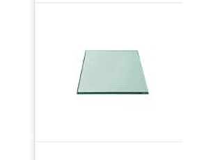 cubierta  comedor de cristal templado de  4mm de espesor por 121 cm de alto y 71,5 cm de ancho/  Daniel Santander