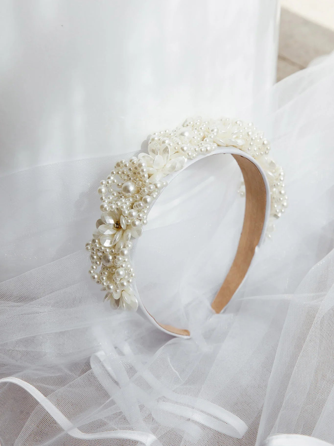 Floral Pearl Wide Headband White 2