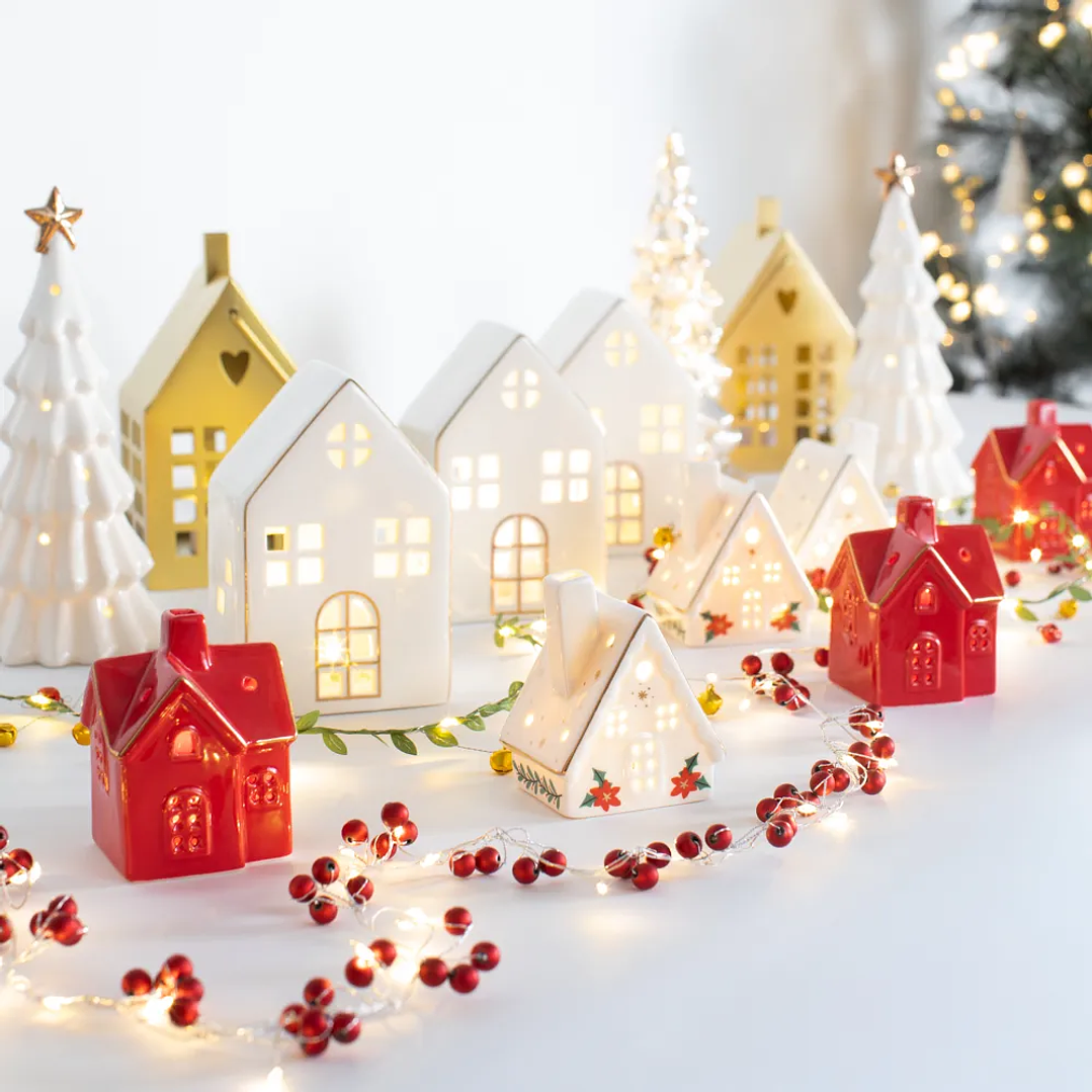 Adorno de Cerámica con Luces LED en Forma de Casa  2