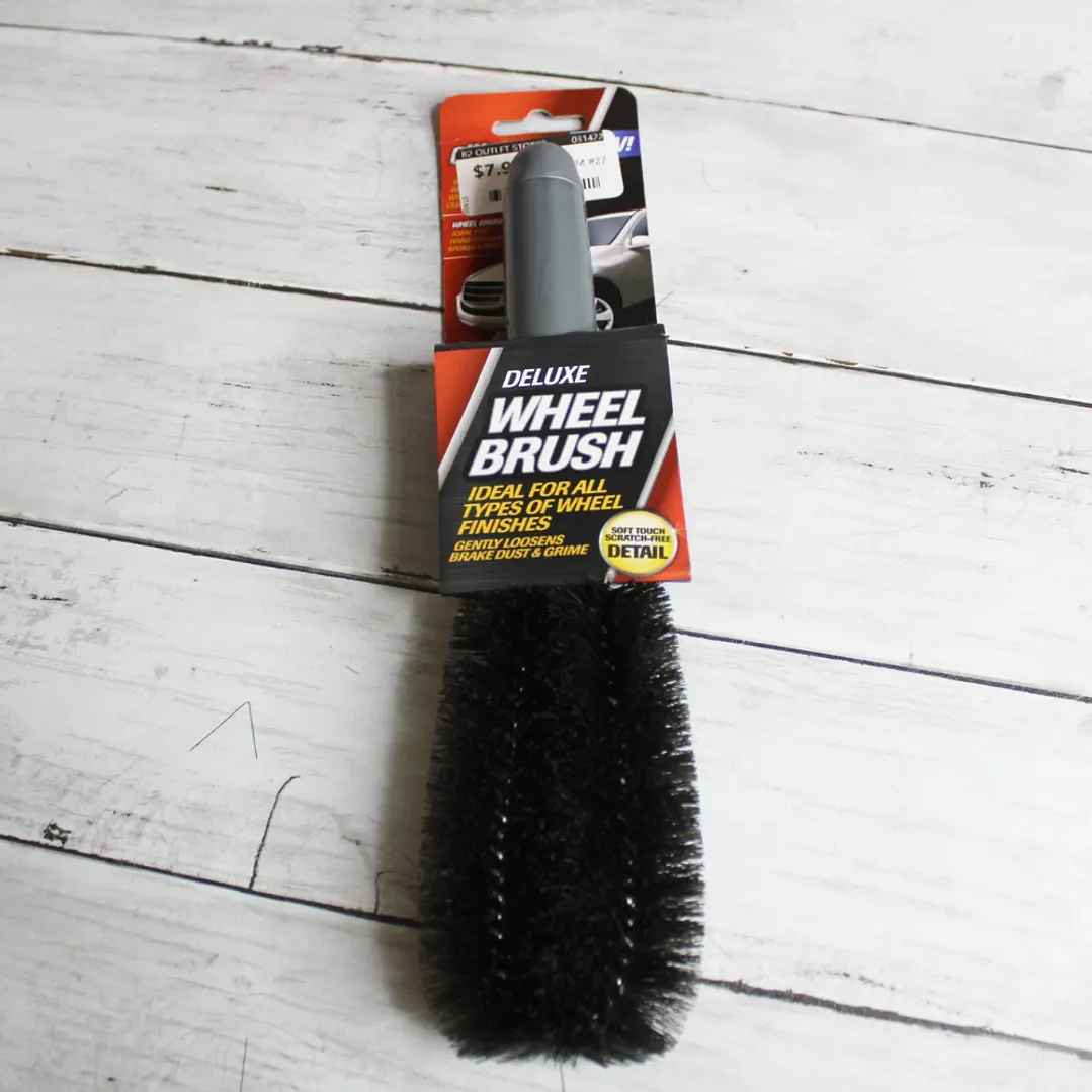 Cepillo Deluxe para Limpieza de Llantas Elite Auto Care Pro 3