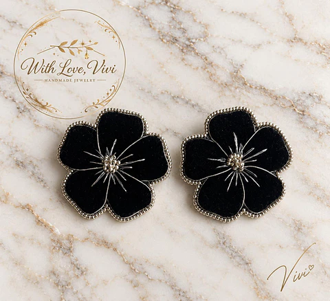 Pendientes  OPHELIA VELVET NOIR SILVER