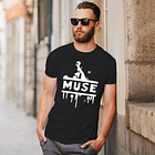 Polera premium Muse logo hombre 7