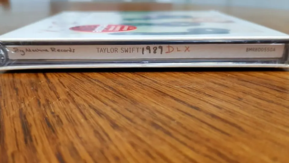 Taylor Swift - 1989 - CD Deluxe (Target) 4