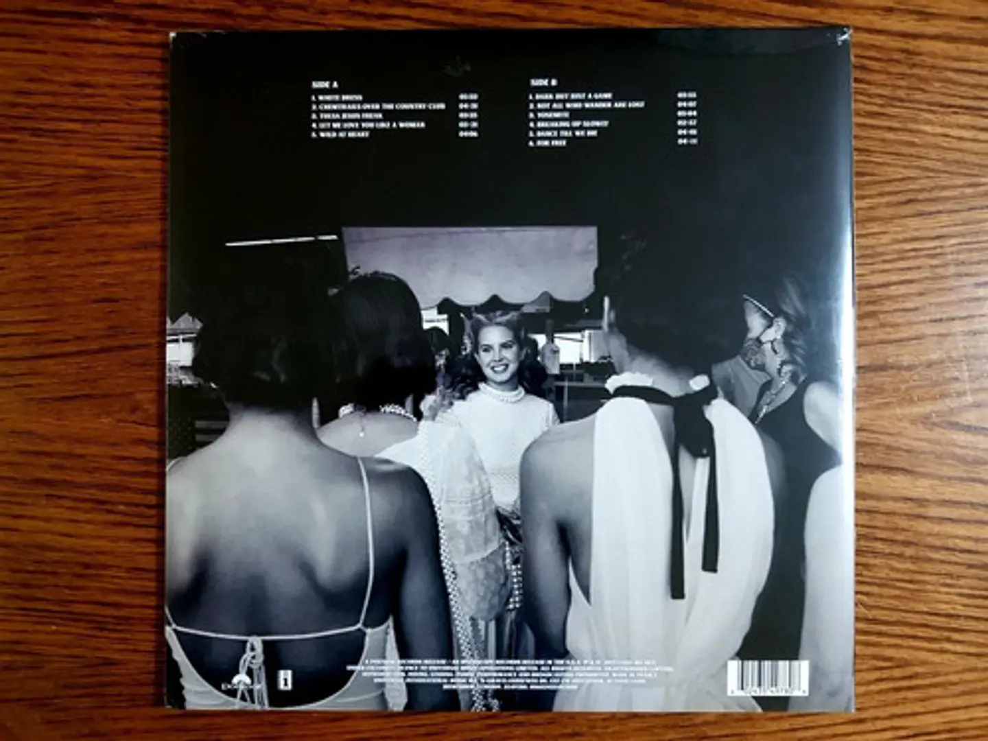 Chemtrails Over The Country Club - Lana Del Rey - Vinilo 3
