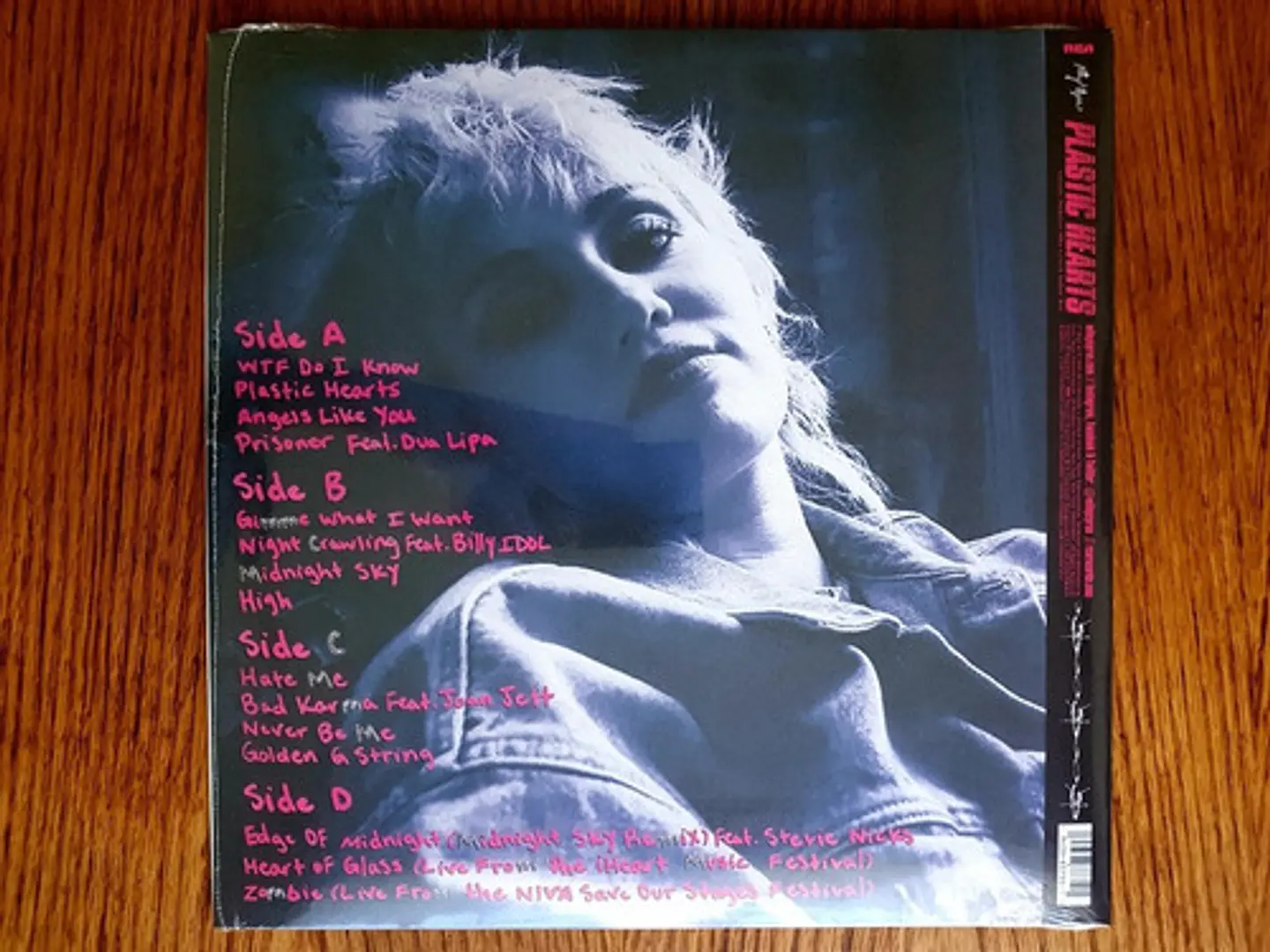 Miley Cyrus - Plastic Hearts - Vinilo 4