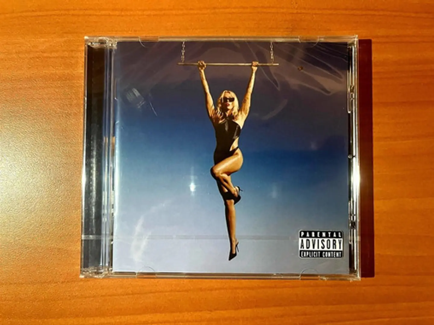 Miley Cyrus - Endless Summer Vacation - CD 2