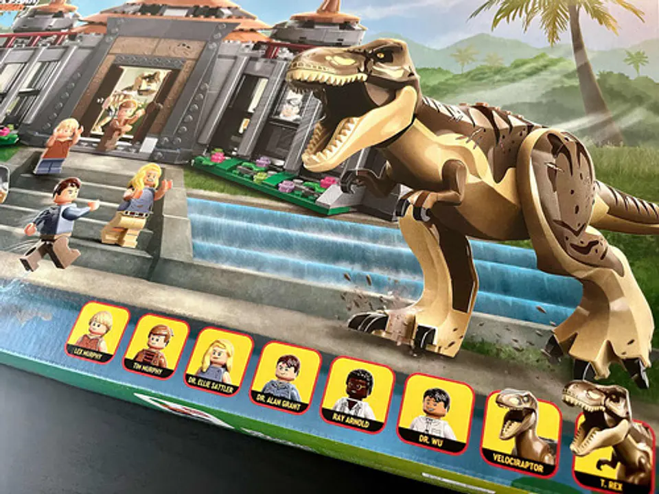 Lego Jurassic Park - Centro De Visitantes: T. Rex Y Ataque Del Raptor 76961 4