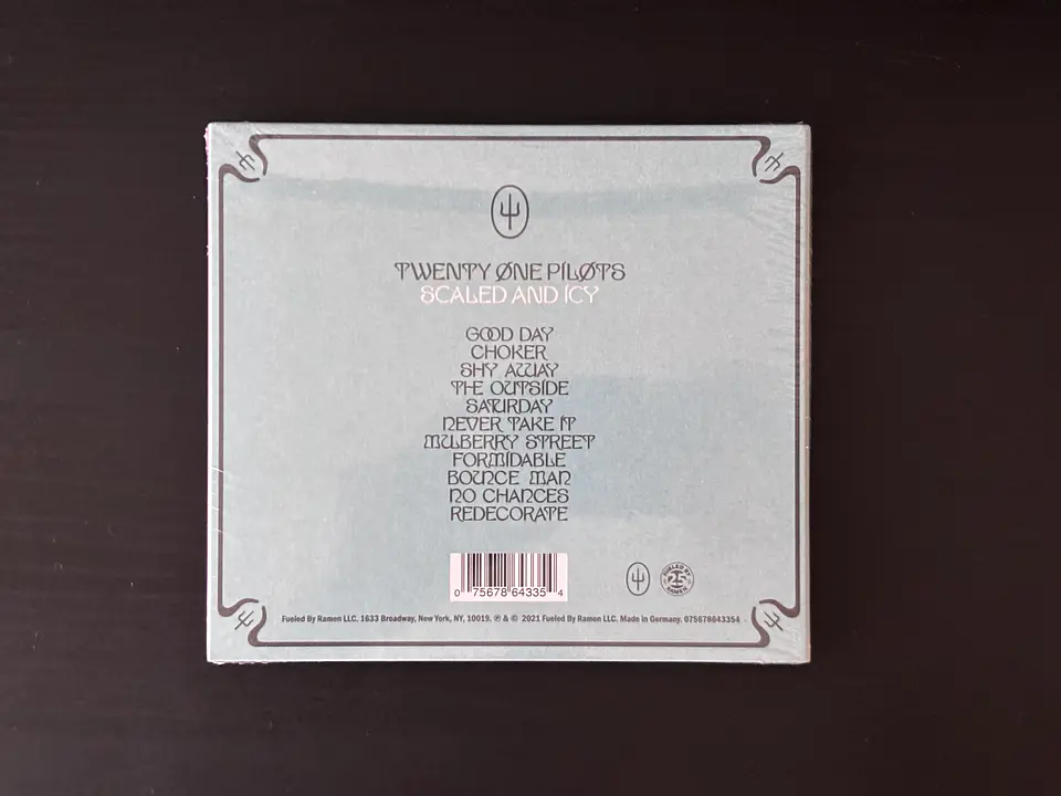 Twenty One Pilots - Scaled And Icy - CD 3