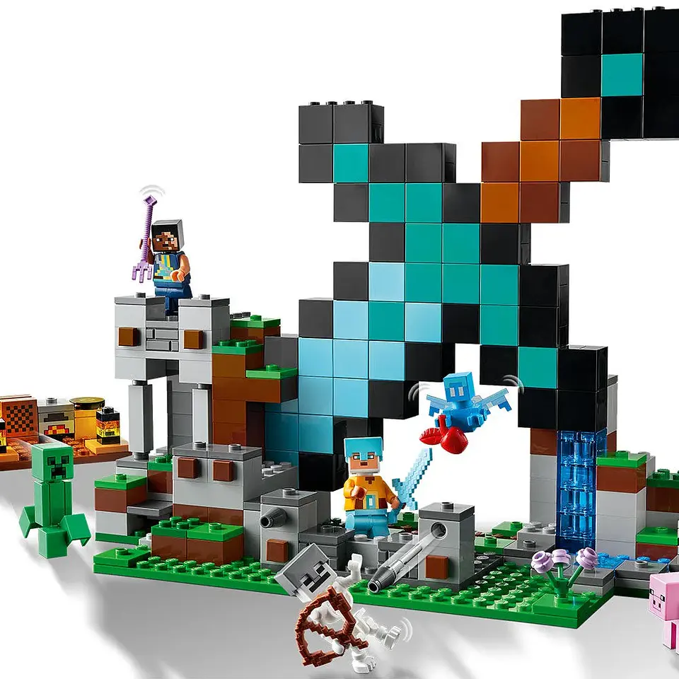 LEGO Minecraft - La Fortificación-Espada (21244) 6