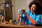 LEGO Disney - Cámara en Homenaje a Walt Disney (43230) - Miniatura 6