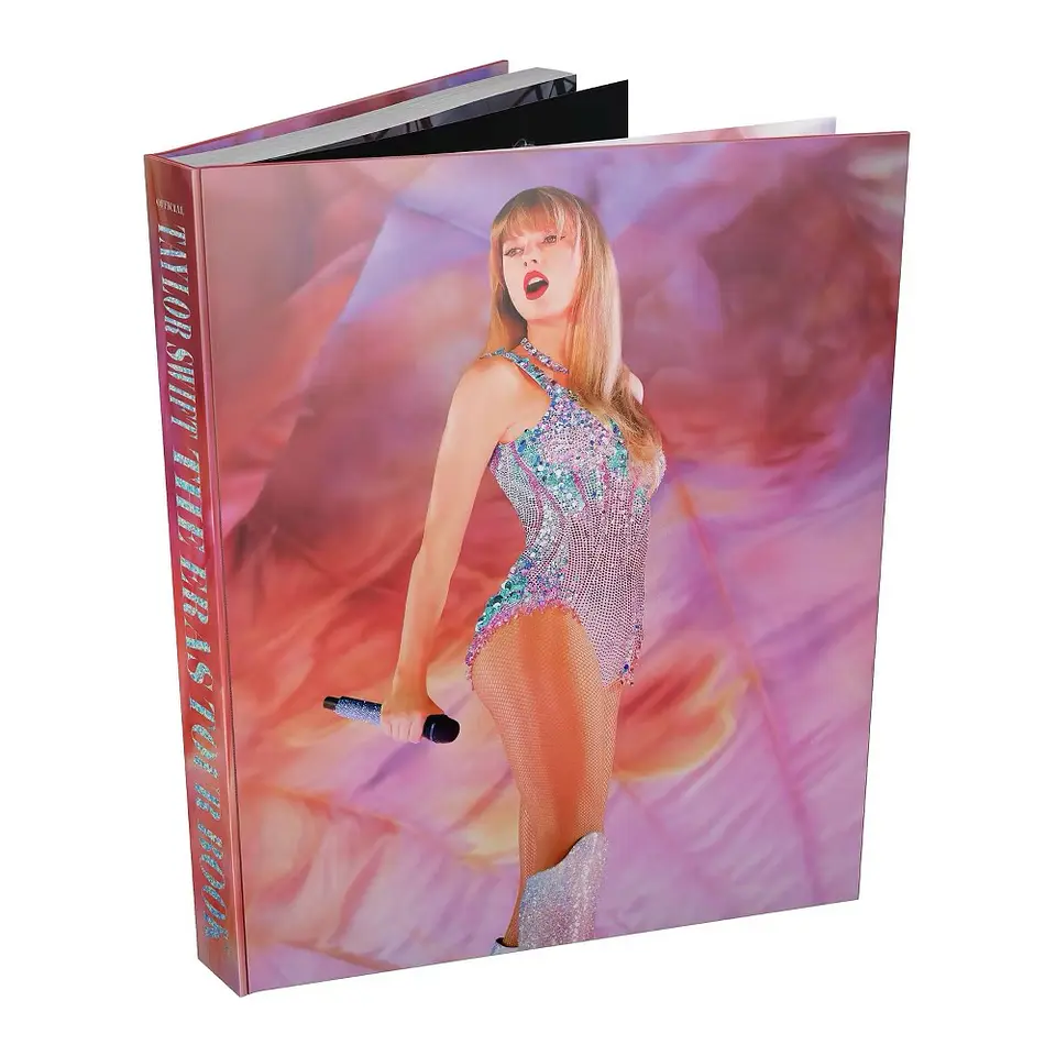 The Official Taylor Swift - The Eras Tour Book (Libro) 1