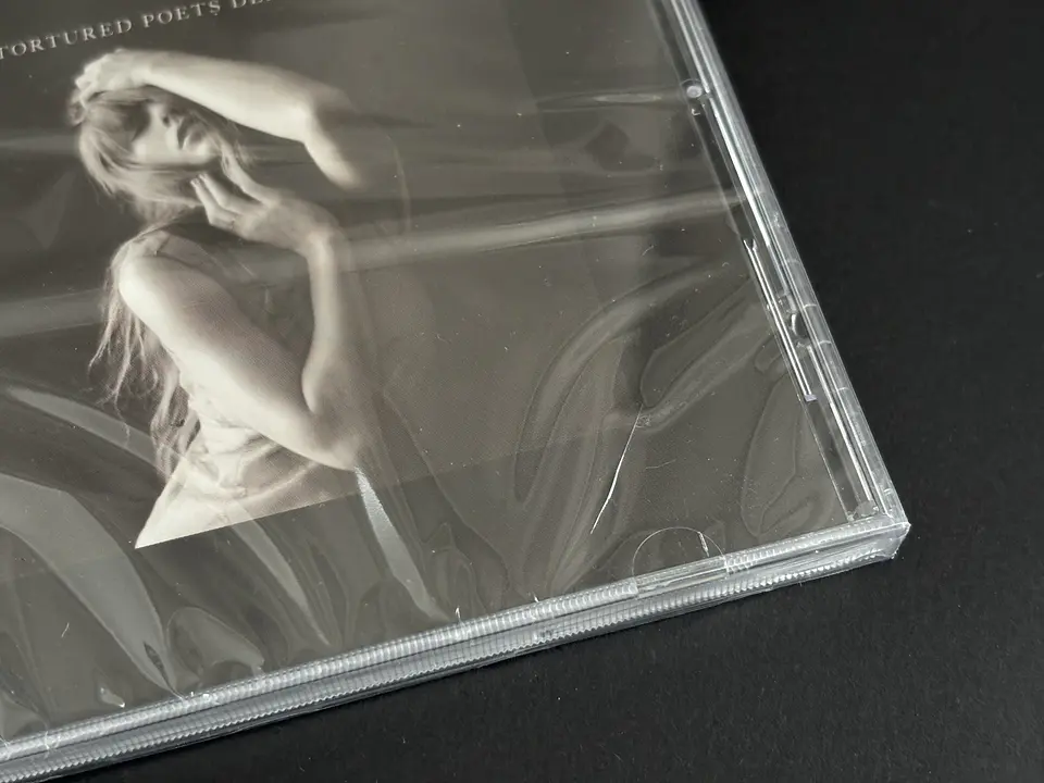 Taylor Swift - The Tortured Poets Department - CD Estándar y Target Editions 8