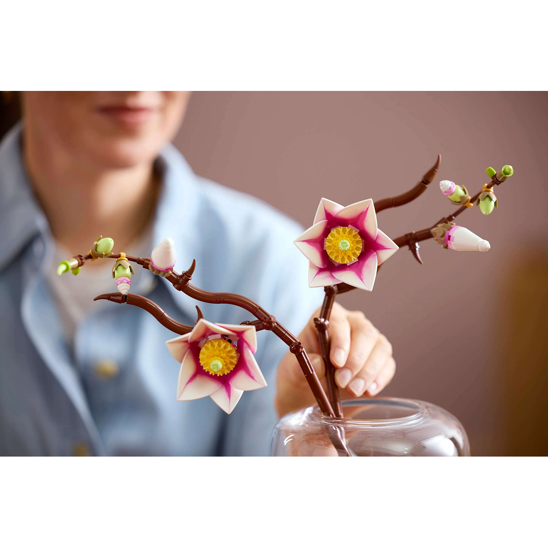 (PREVENTA) LEGO: Botanicals - Ramas de Magnolia 15