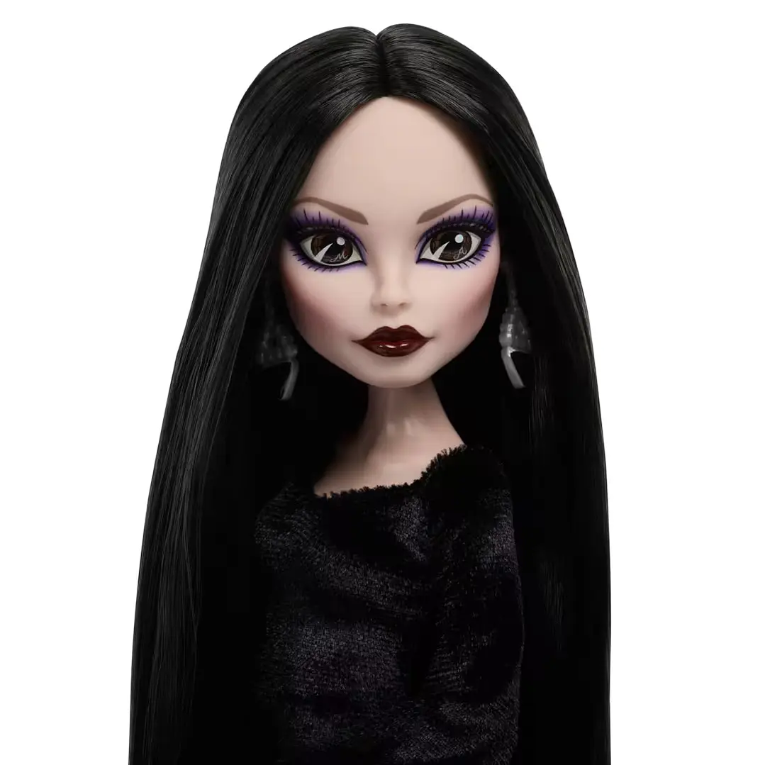 (PREVENTA) Monster High x Wednesday – Morticia Addams 4