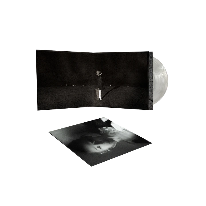 (PREVENTA) Ariana Grande - Petal - Vinilo Cloudy Gray Girl 2