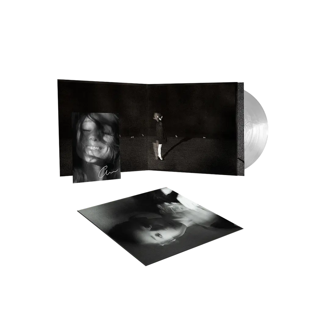 (PREVENTA) Ariana Grande - Petal - Vinilo Firmado Translucent Pearly White 2