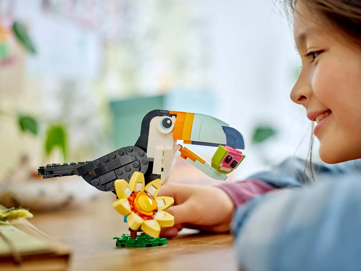 LEGO - Creator 3 en 1 - Fauna Salvaje: Tucán Tropical (31173) 6