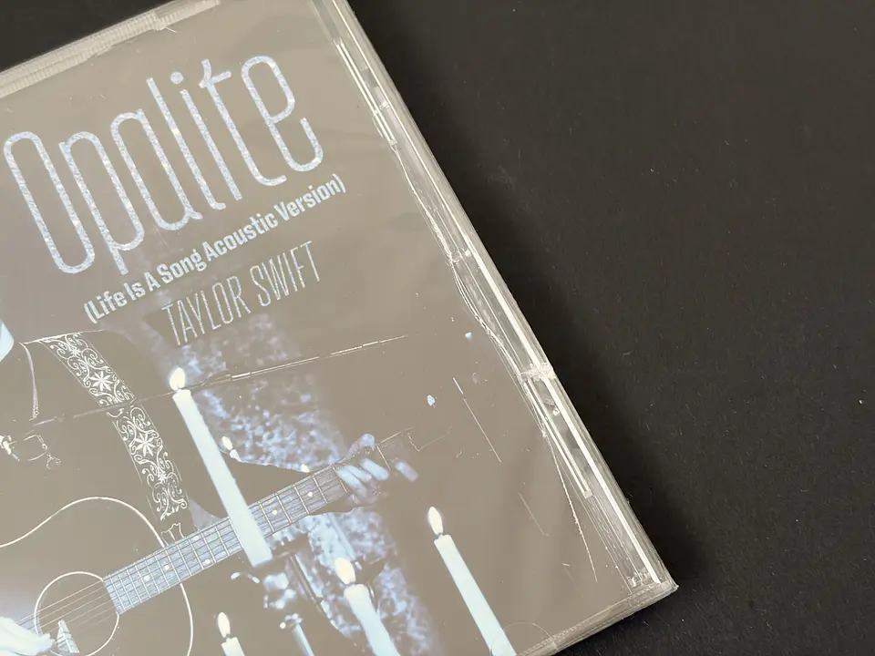 (con detalle) Taylor Swift - Opalite - CD Single (Life Is A Song Acoustic Version) With Double-Sided Cover  2