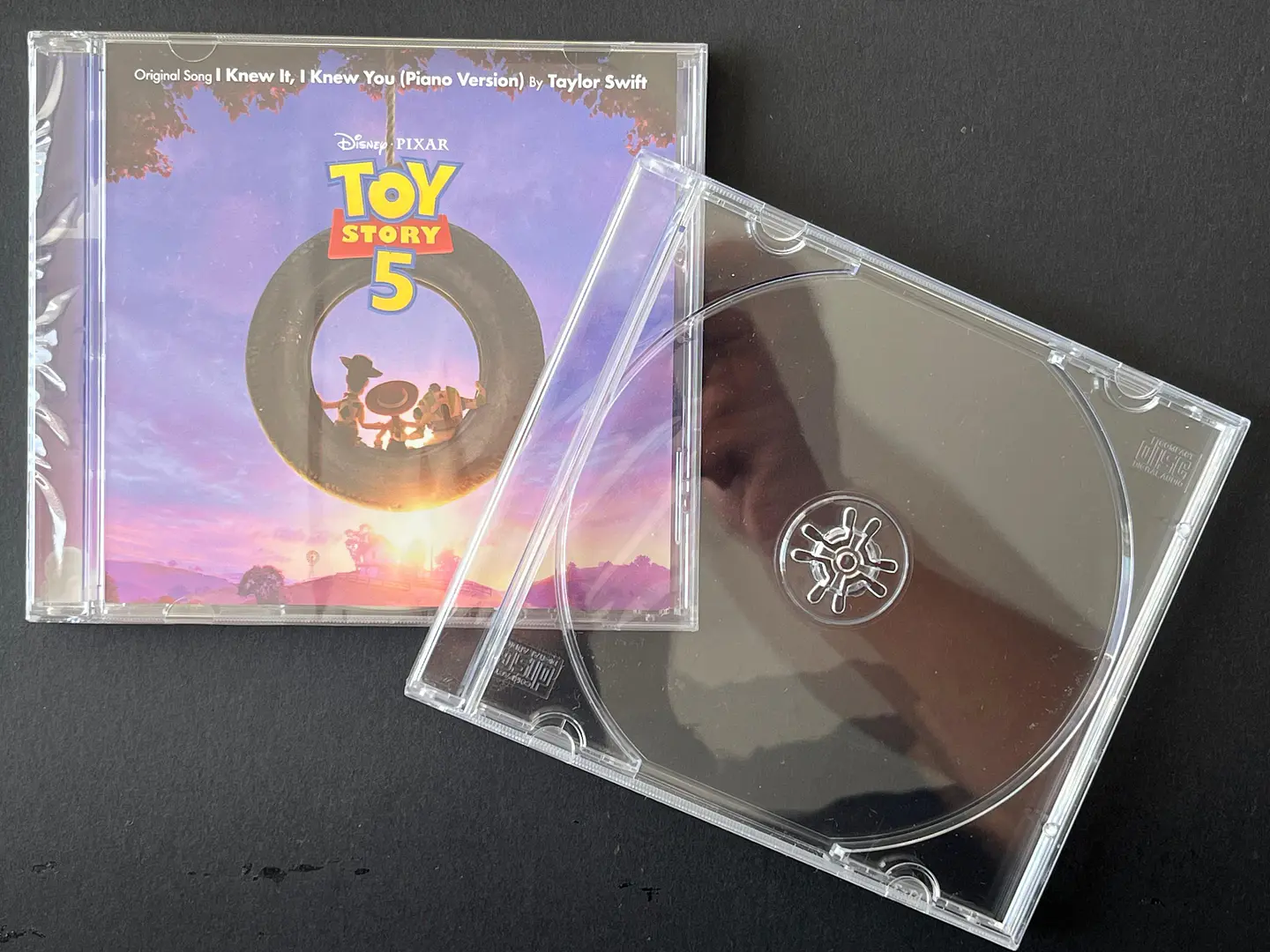 [con detalle] Taylor Swift - I Knew It, I Knew You (Piano Version) - CD Single Double-Sided Cover Collector's Edition- COPIA 3