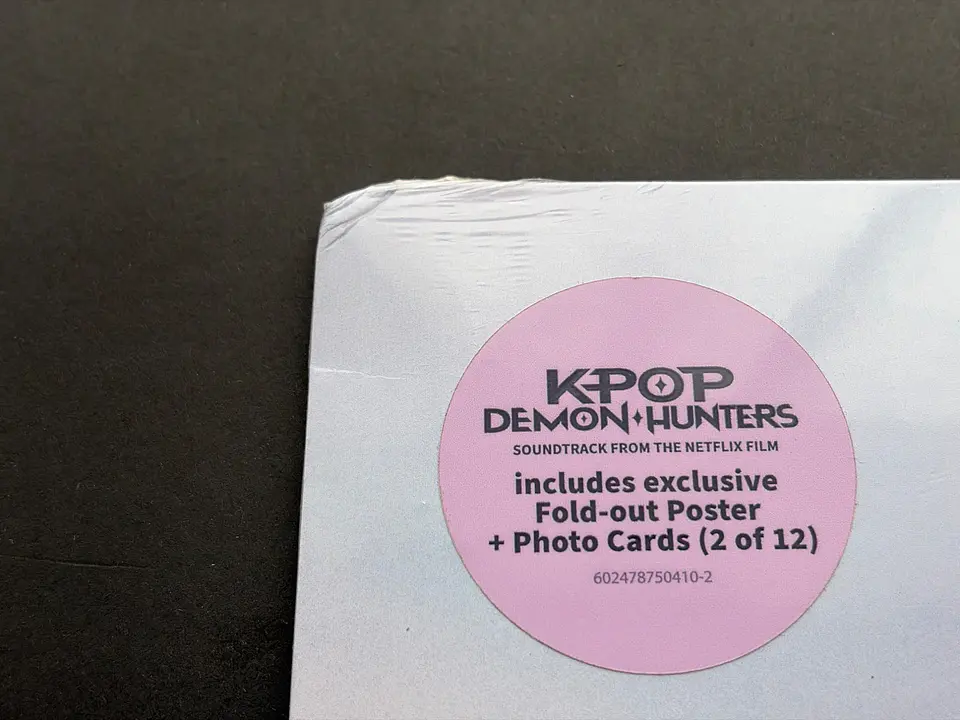 [con detalle] KPop Demon Hunters - The Soundtrack - Vinilo (LP) Purple Edición Limitada 3